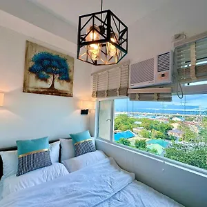 One Condominium, Alabang - Bluu - Fiber Wi-fi, Netflix-ready Muntinlupa City